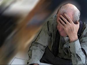 Alzheimer ist bei alten Menschen schon fast eine Volkskrankheit. Jetzt ist ein neues Medikament in Sicht.